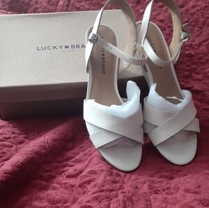 🔥🔥🔥 Any 3 pair of women's shoes for $25!Lucky Brand women's LK-JAIDAN sandals